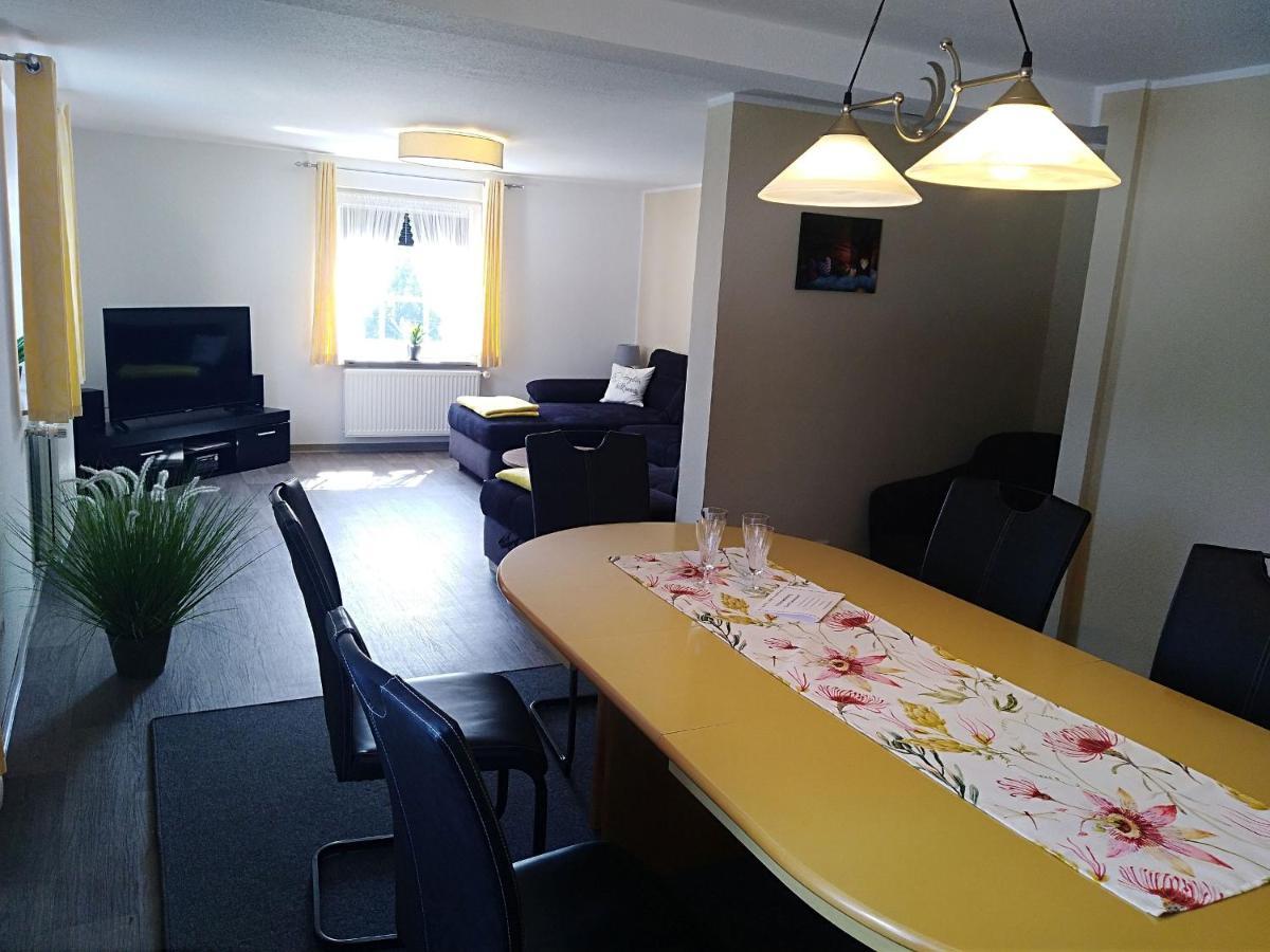 מדבאך Ferienwohnung Zum Tannenwirt מראה חיצוני תמונה